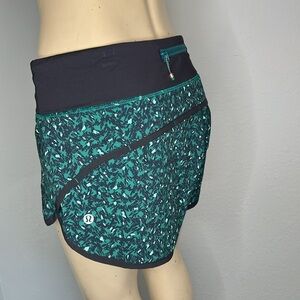 Lululemon Run: Speed Short Mountain Peaks Black Forage Teal / Black / Menthol 8